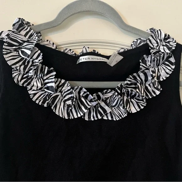 Peter Nygard Black Sleeveless Top with Ruffle Detail women’s petite medium - Picture 4 of 9